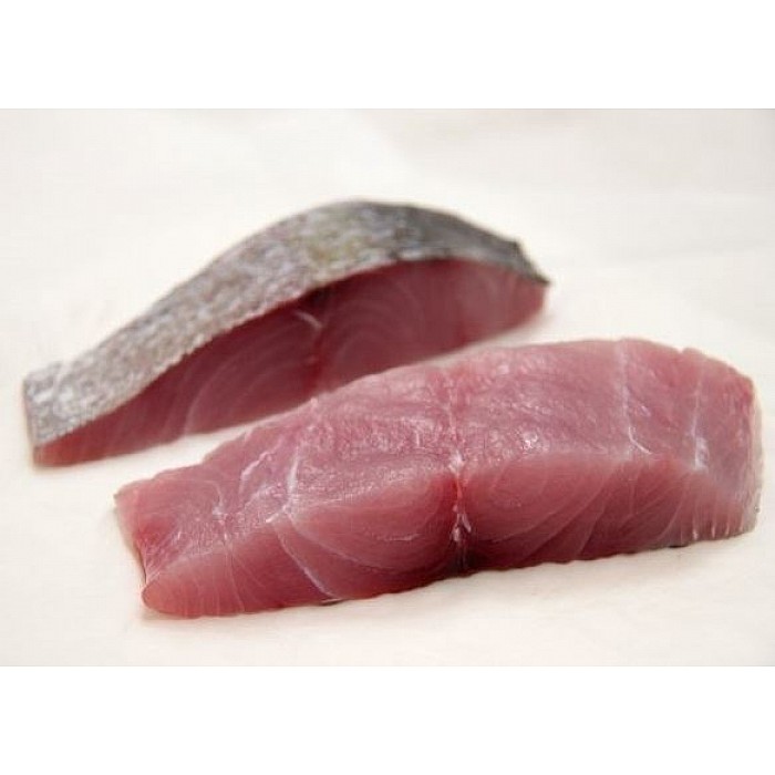 https://www.cajungrocer.com/image/cache/catalog/product/Amberjack-Filet-700x700.jpg