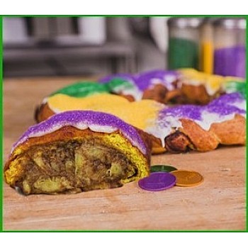 Cartozzo's Pecan Praline King Cake